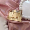 Screne twist hand cuff