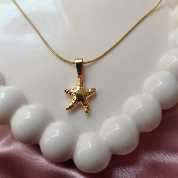 Starfish pendent necklace