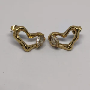 Anit tarnish studded gold earring
