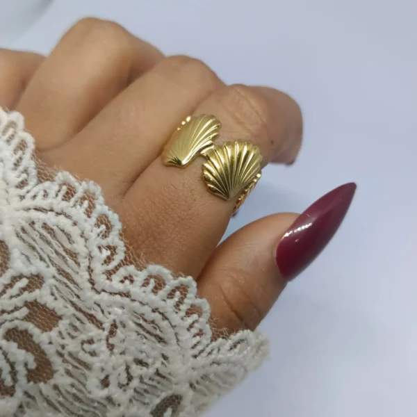 Conch gold anti tarnish ring