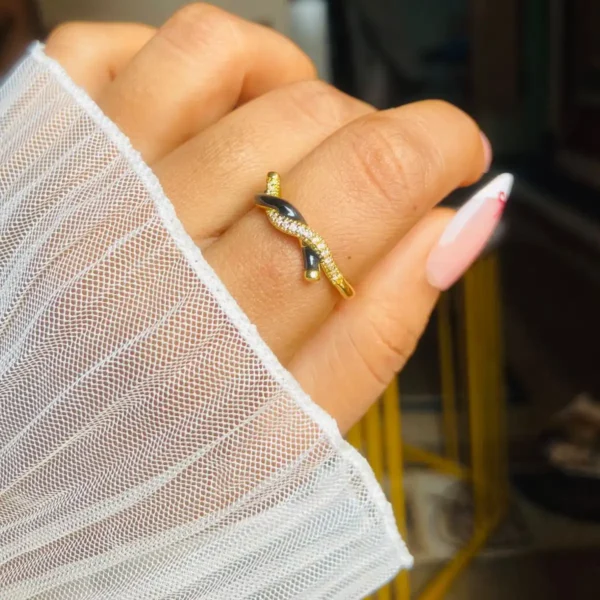 Twisted shaped ad black ring | Anti tarnish twisted ring | adjustable ring for women gift