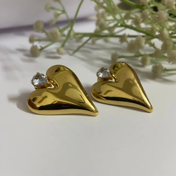 heart earring
