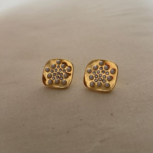 Starlit Petals earring