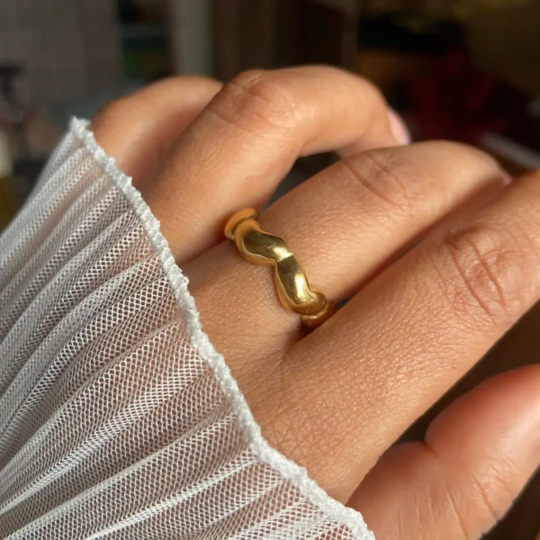 Multi heart anti-tarnish ring