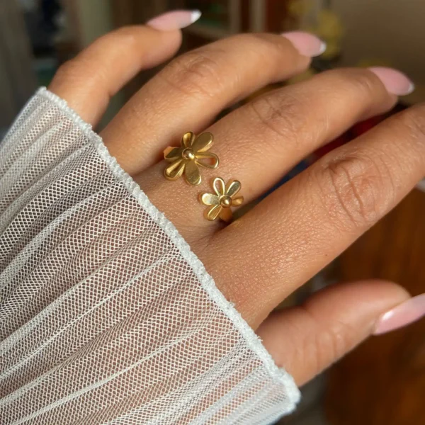 Daisy anti -tarnish ring