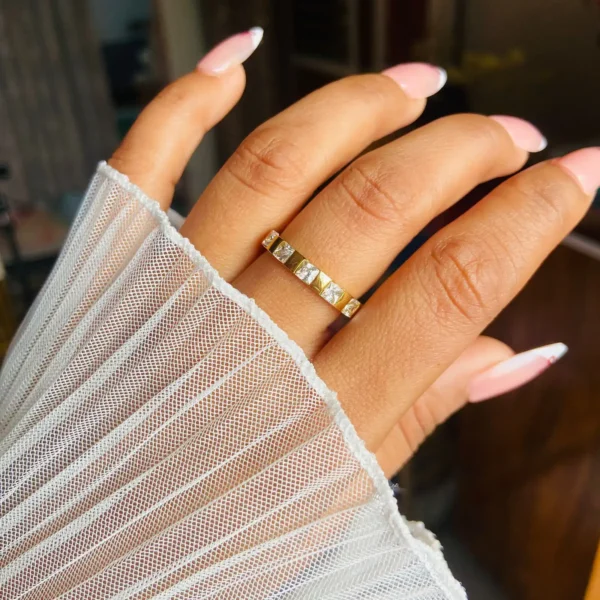 Alia anti-tarnish ring