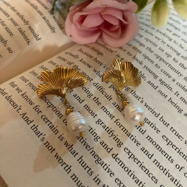 Sea shell with pearl earring | Beautiful shell gold anti tarnish earring